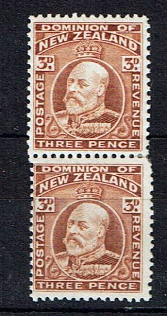 Image of New Zealand SG 401a LMM British Commonwealth Stamp